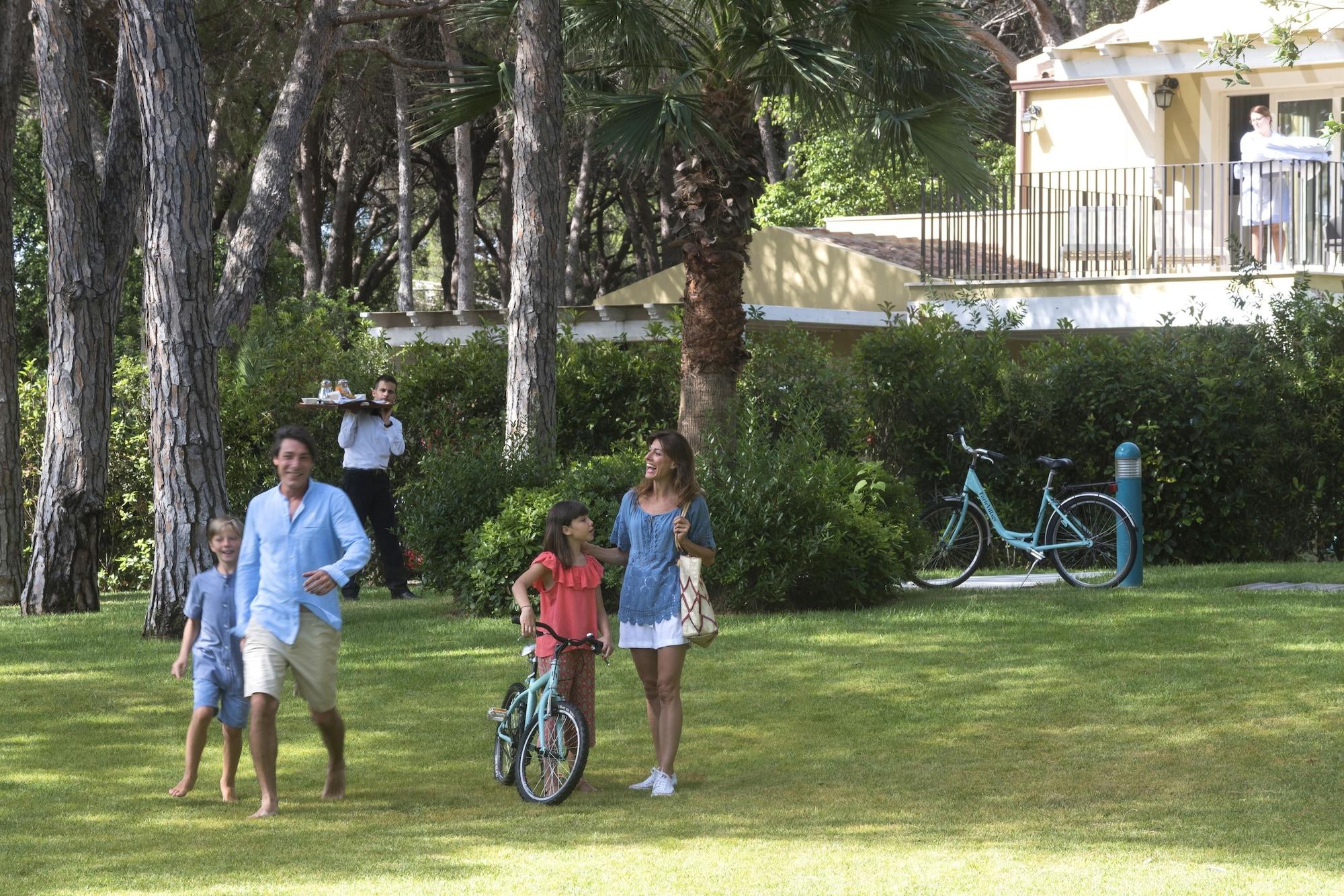Forte Village Resort - Le Palme Santa Margherita di Pula Exterior photo