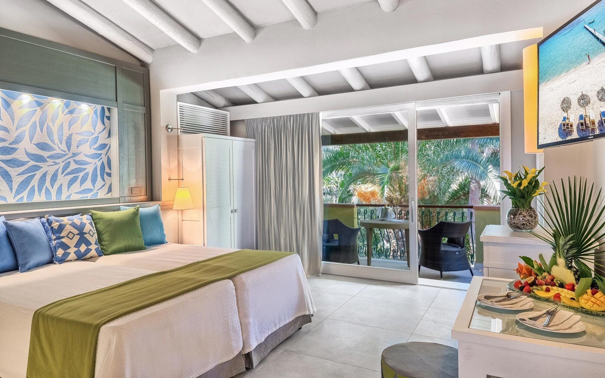 Forte Village Resort - Le Palme Santa Margherita di Pula Exterior photo