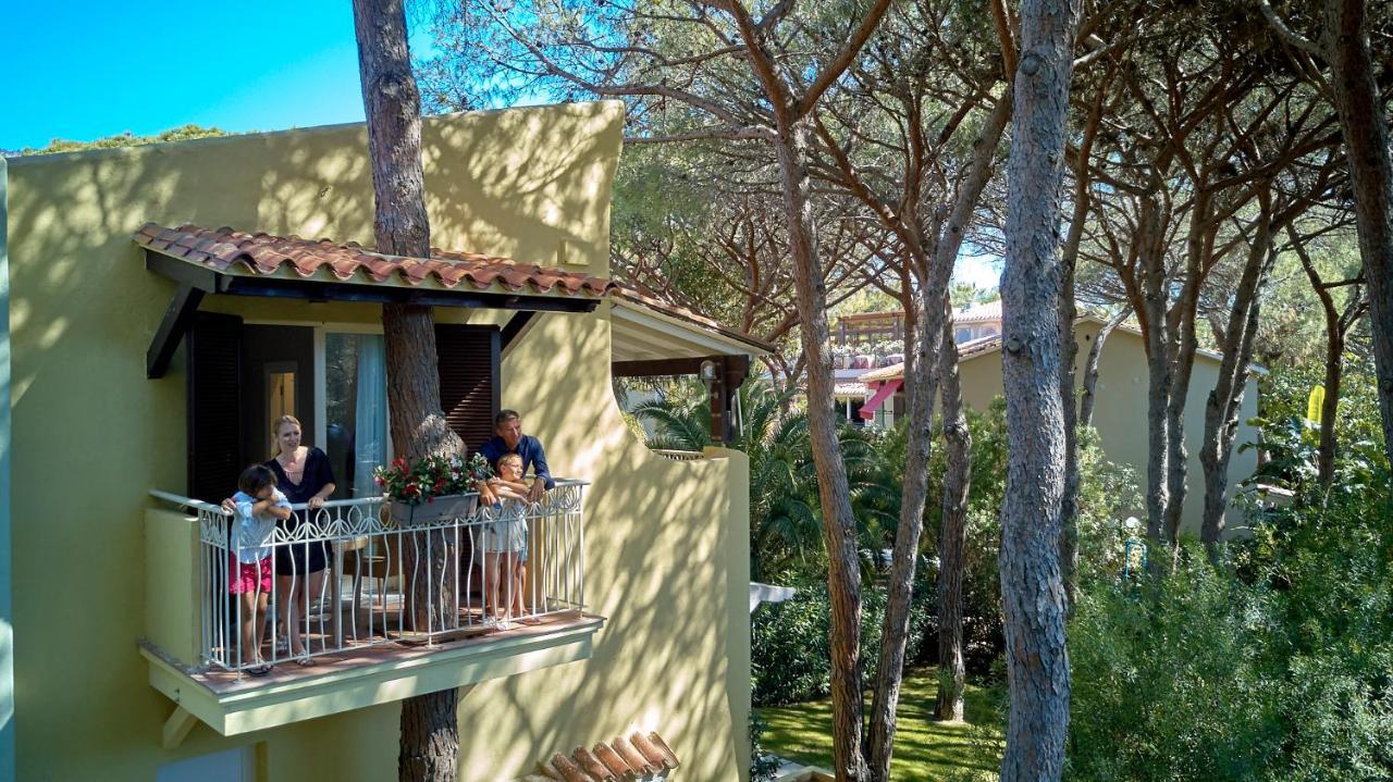 Forte Village Resort - Le Palme Santa Margherita di Pula Exterior photo